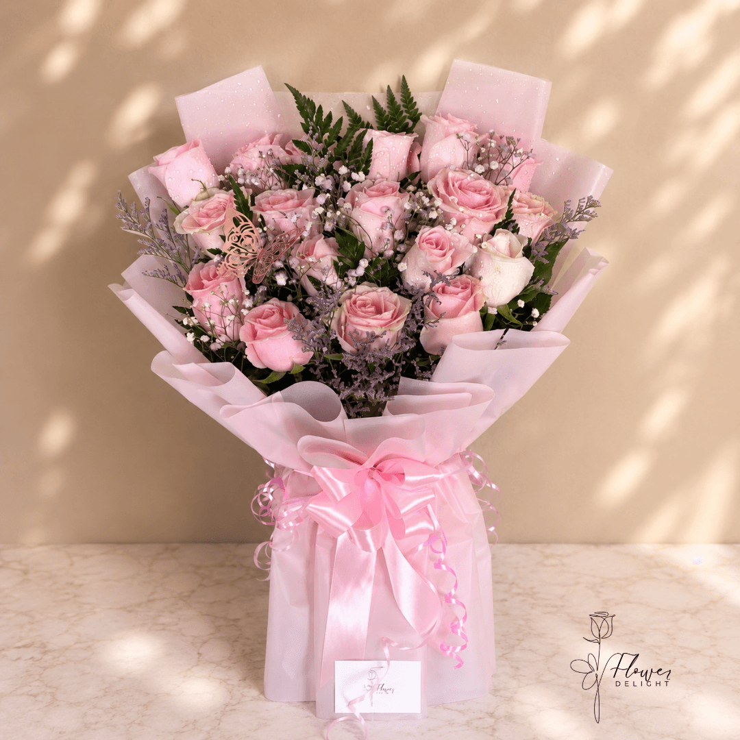 Pink rose bouquet by Flower Delight